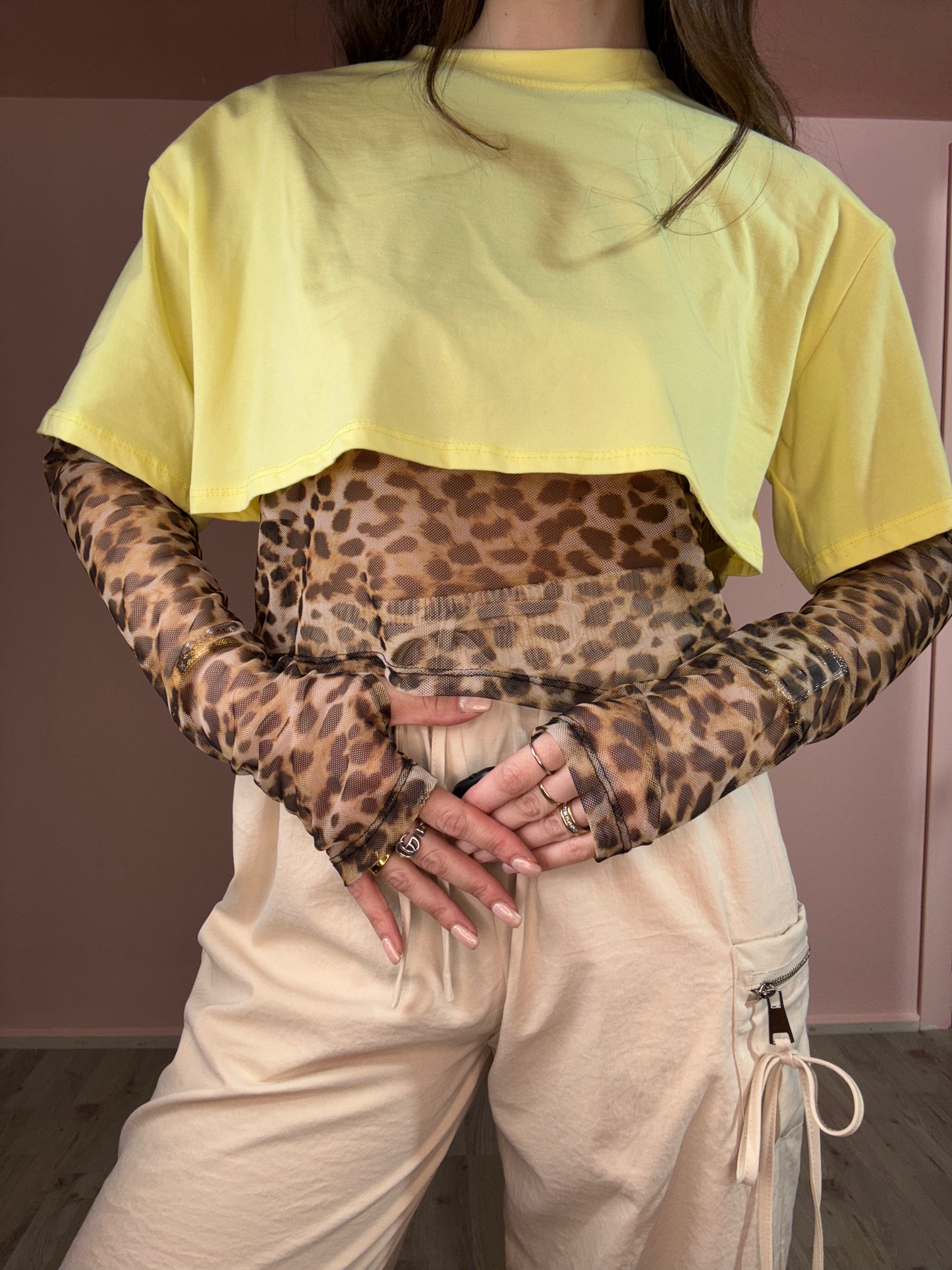 T-shirt manica rete Asia