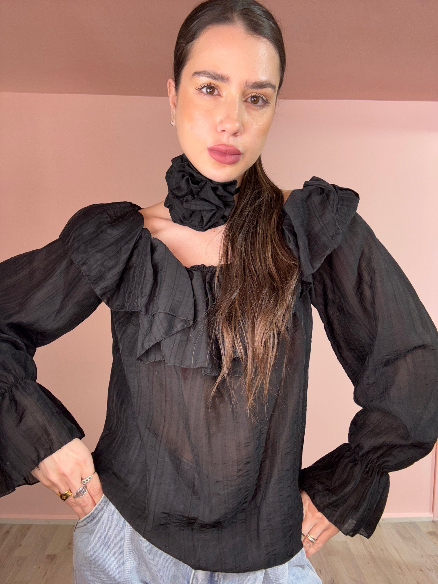 Blusa con fiore Naomi