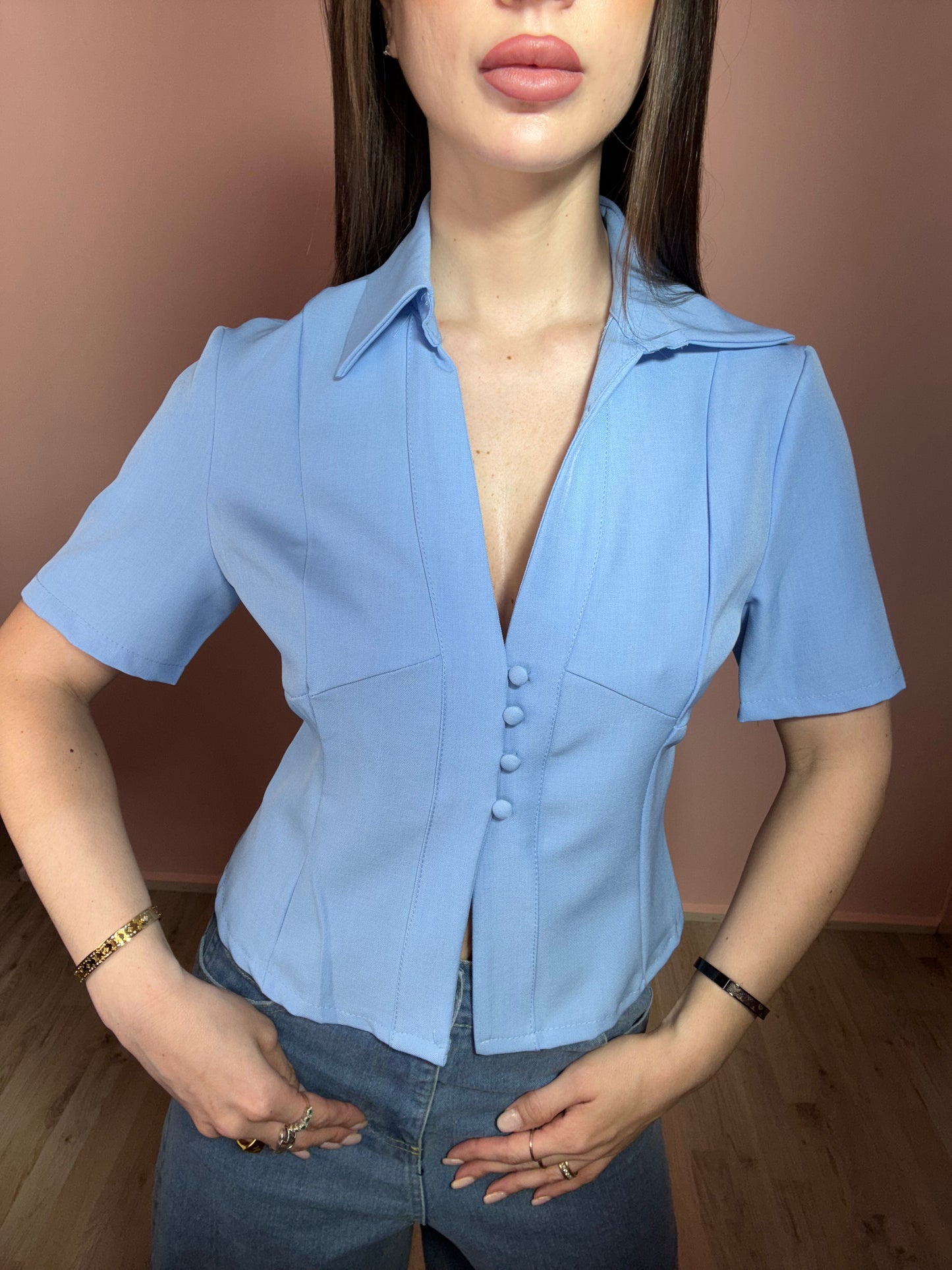 T-shirt con bottoni Elma