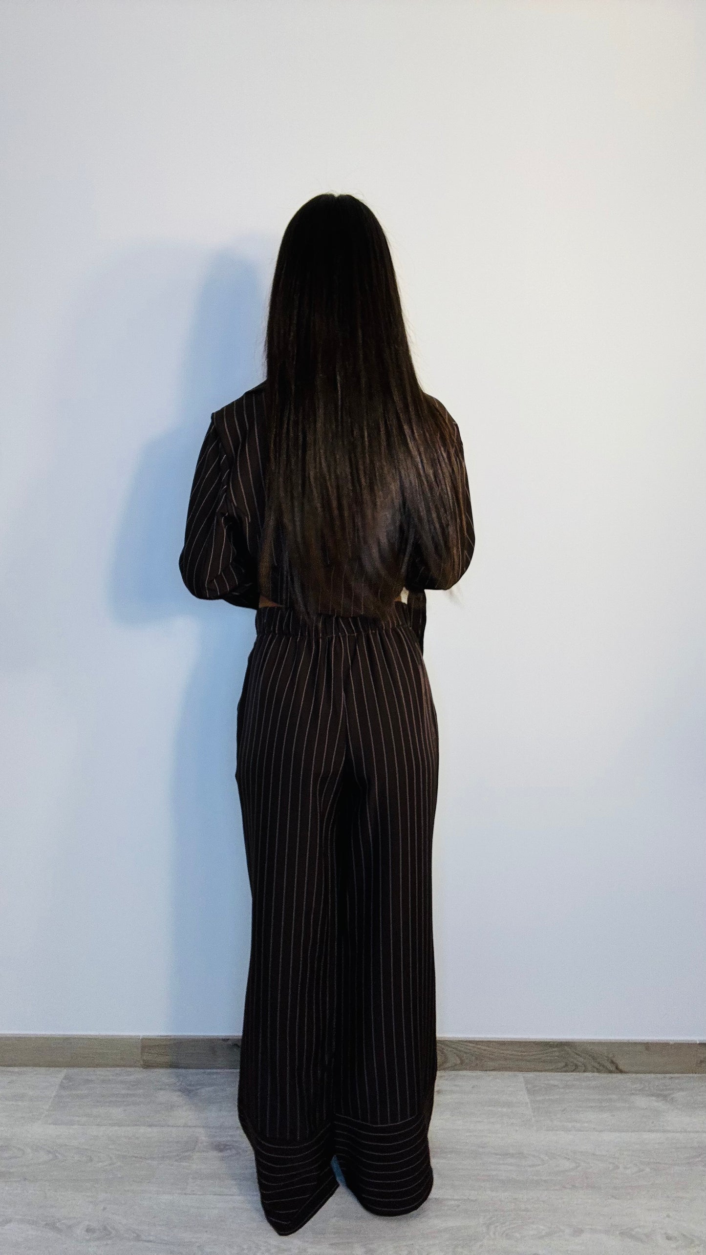 Tailleur gessato marrone Ara