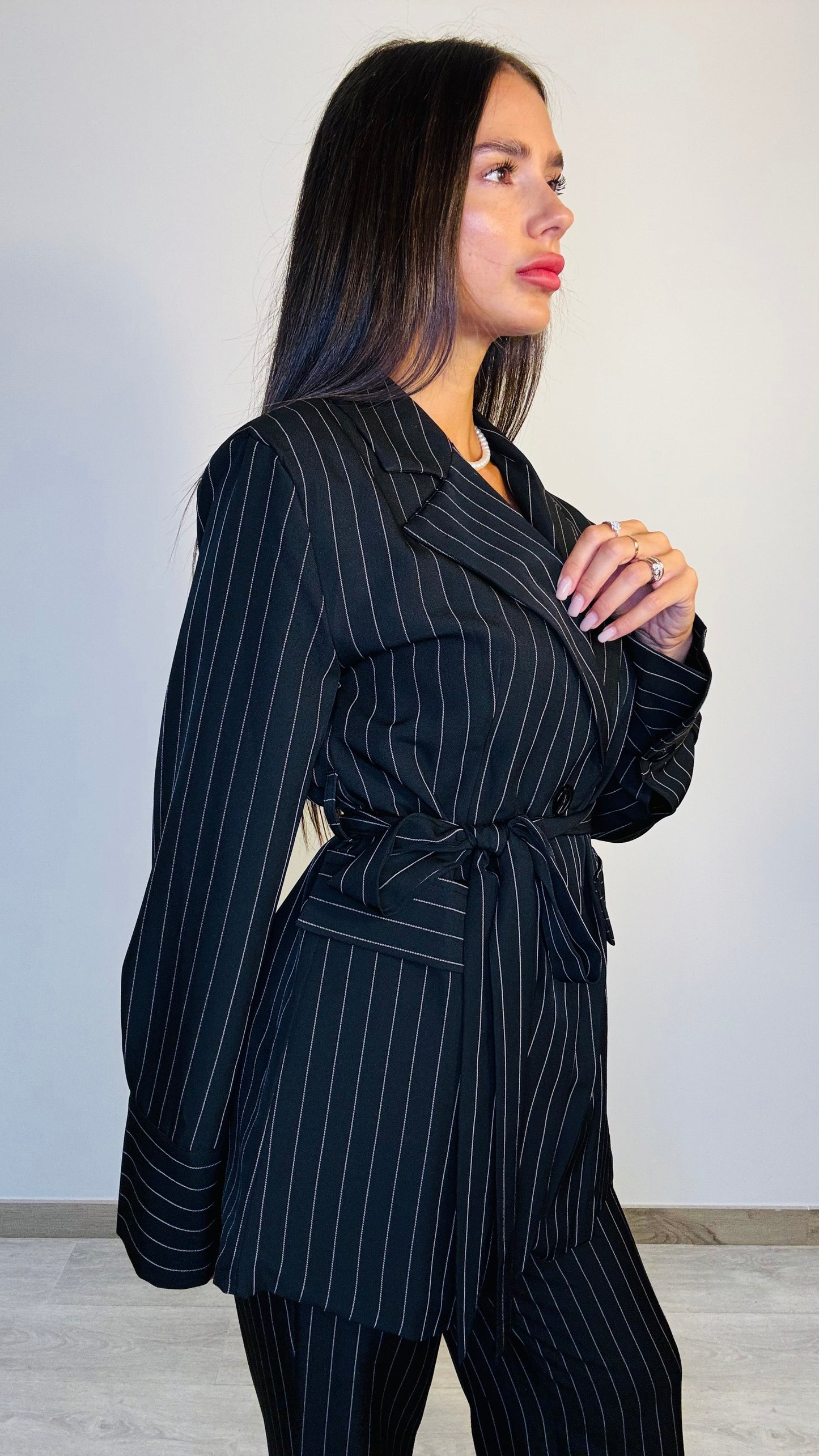 Tailleur Nero gessato Ara