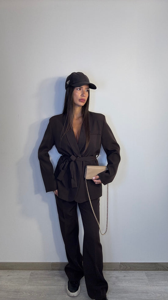 Tailleur marrone Office